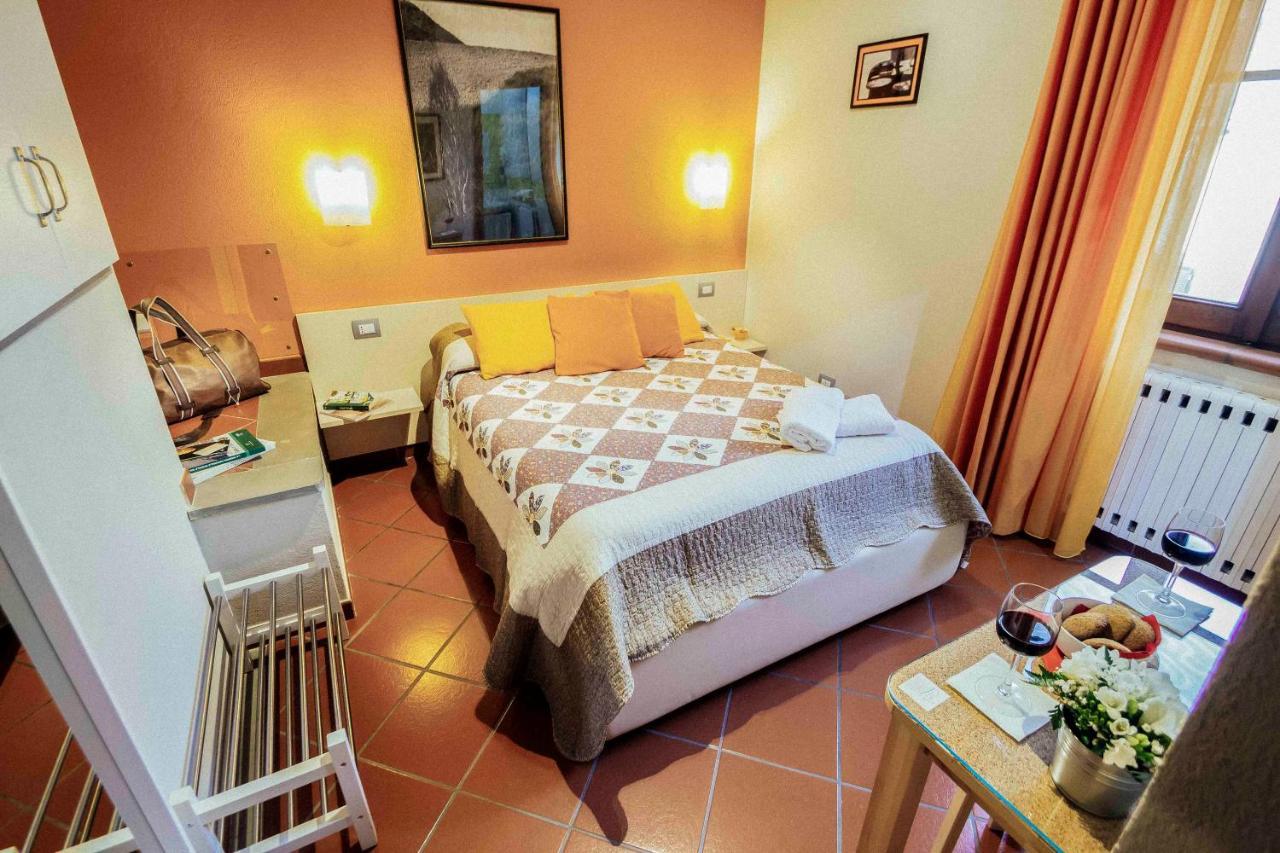 טרקיניה B&B Antiche Mura מראה חיצוני תמונה